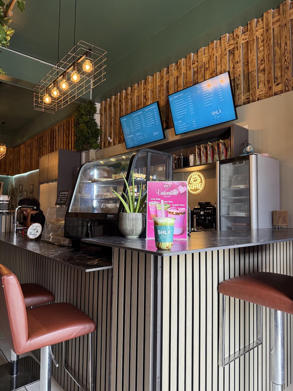 SHLX Café