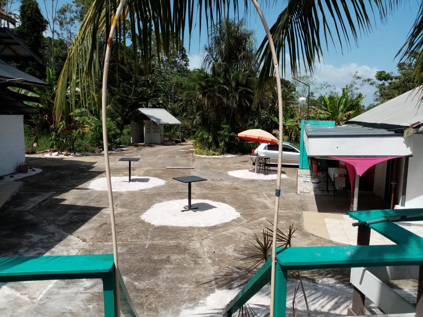 Mambo River Resort