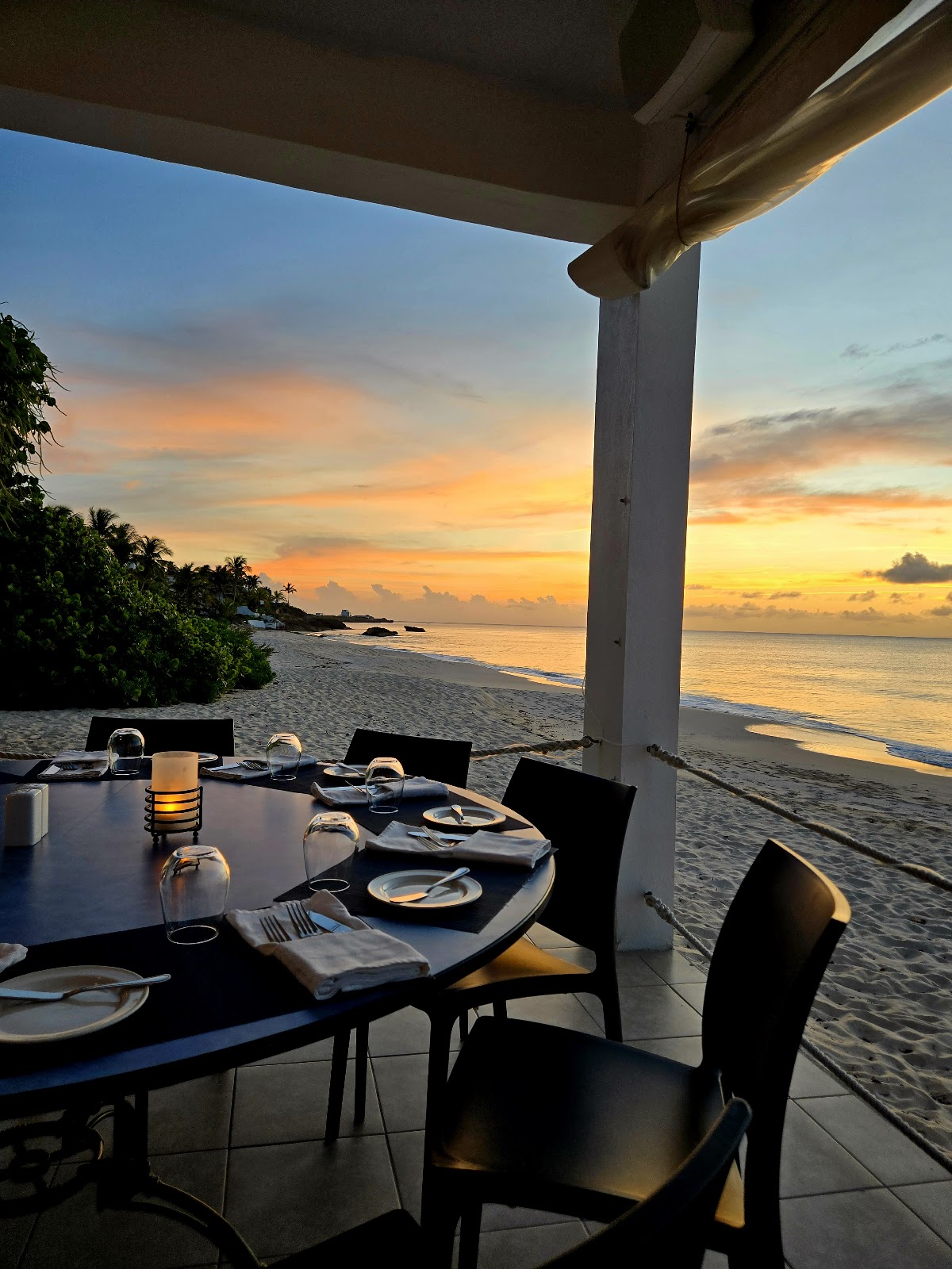 Mango's Seaside Grill