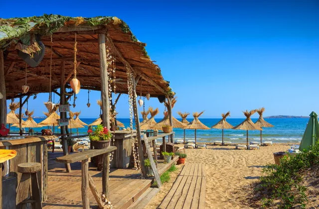 Top 4 Laid Back Beach Bars